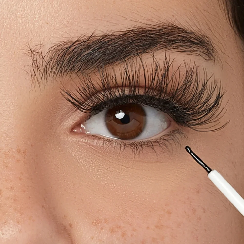 SISTER NATURE STRIP LASH ADHESIVE Black